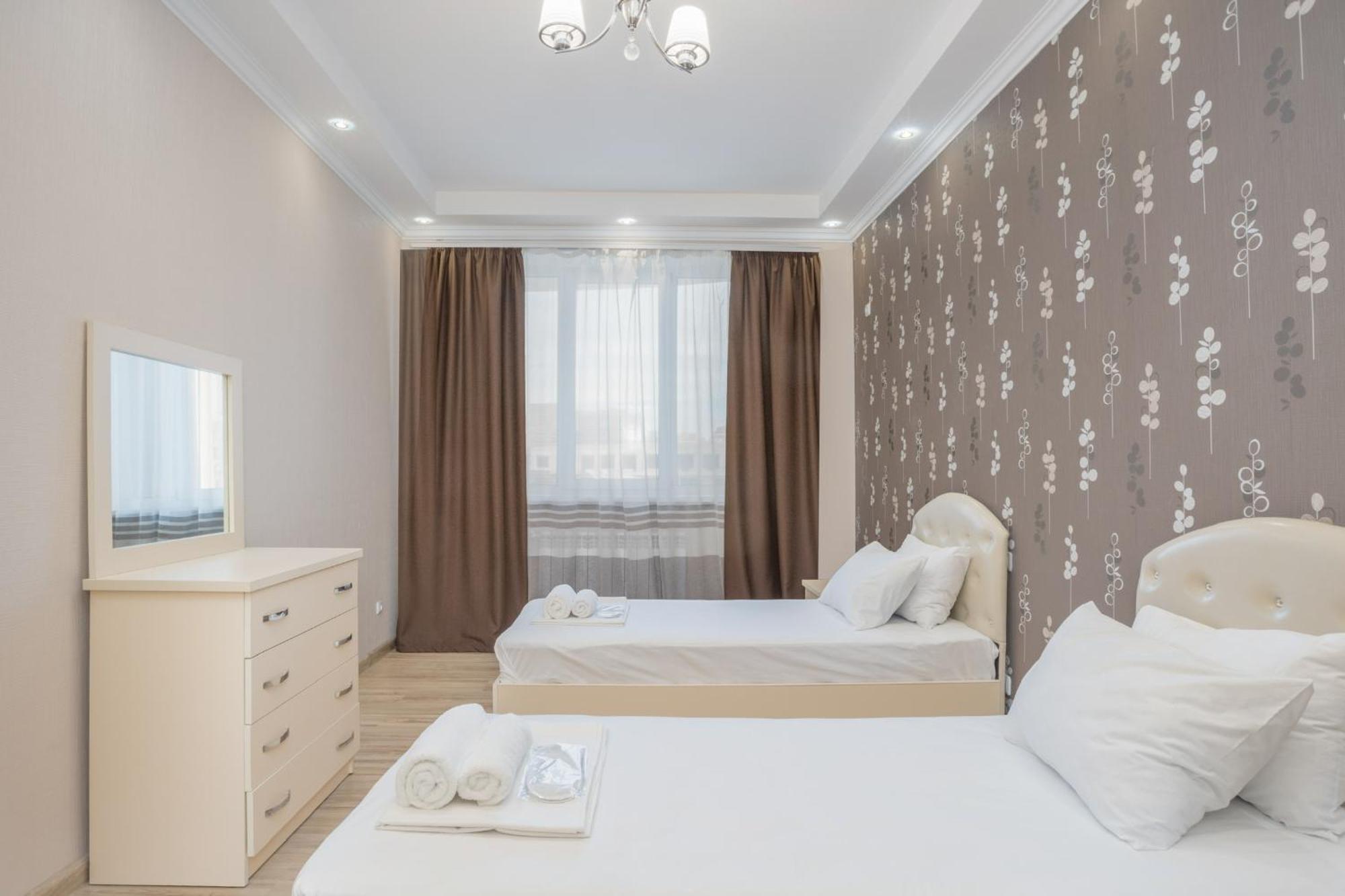 2 Bedrooms 2 Bathrooms Large And Lux Apartment Best Location Ереван Екстериор снимка